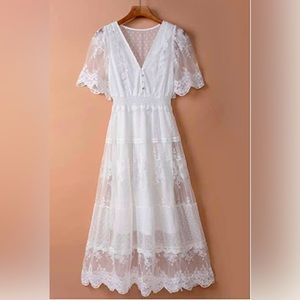 Bdcoco Women's V Neck Button Down Floral Lace Maxi Dress Short Sleeve Boho  NWOT